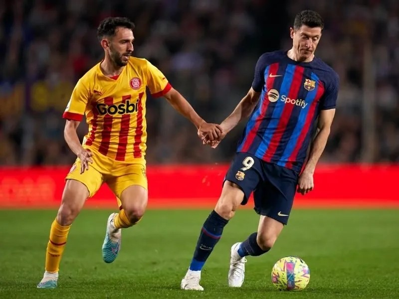 Soi kèo Barcelona vs Girona vòng 9 giải La Liga 2 soi-keo-barcelona-vs-girona-21h15-18-10-2
