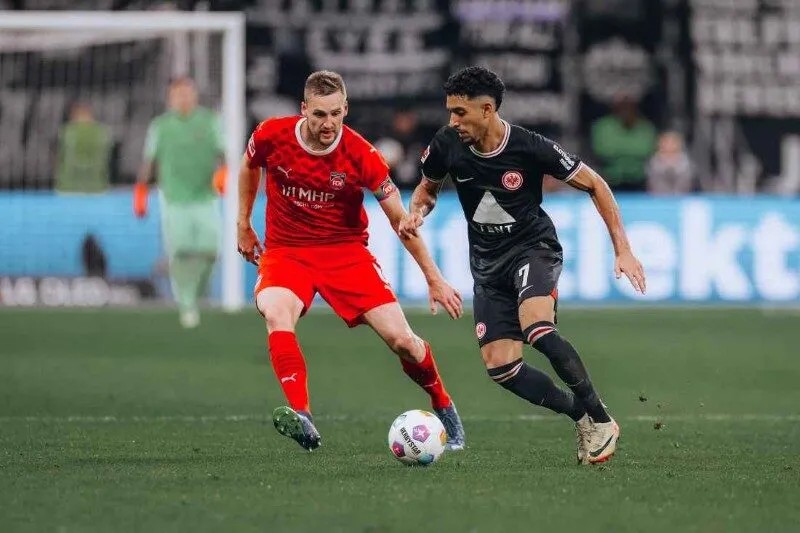 soi keo heidenheim 1846 vs eintracht frankfurt 21h30 01 11 3