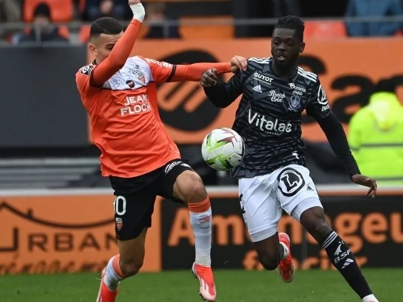 Soi kèo Lorient vs Stade Brestois 29 vòng 8 giải Ligue 1 2 soi-keo-lorient-vs-stade-brestois-29-22h15-19-10-2